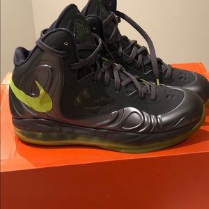 Nike Air Max Hyperposite